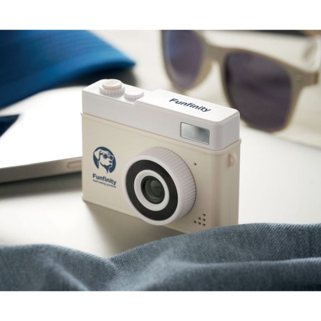Digital camera